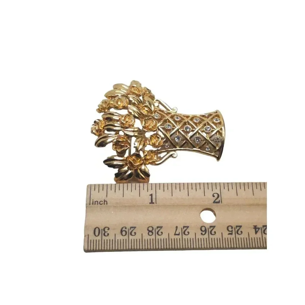 Clear Rhinestone Tall Vase Roses Flowers Brooch Pin Gold Tone Vintage